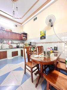 Nhà bán Hòa Hưng, 60m2, Quận 10, hẻm xe hơi, 3 tầng BTCT, 9.2 tỷ